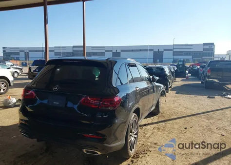 2022 Mercedes-Benz Glc 300 Suv from USA, damaged, VIN W1N0G8DB6NG093605